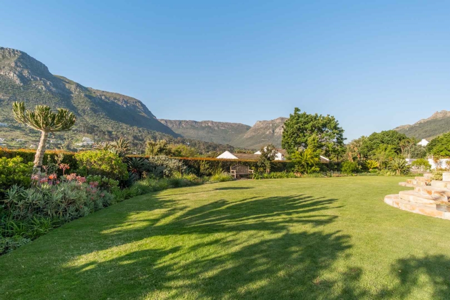 4 Bedroom Property for Sale in Oakhurst Estate Western Cape
